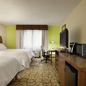 Queen Suite Mobility accessible